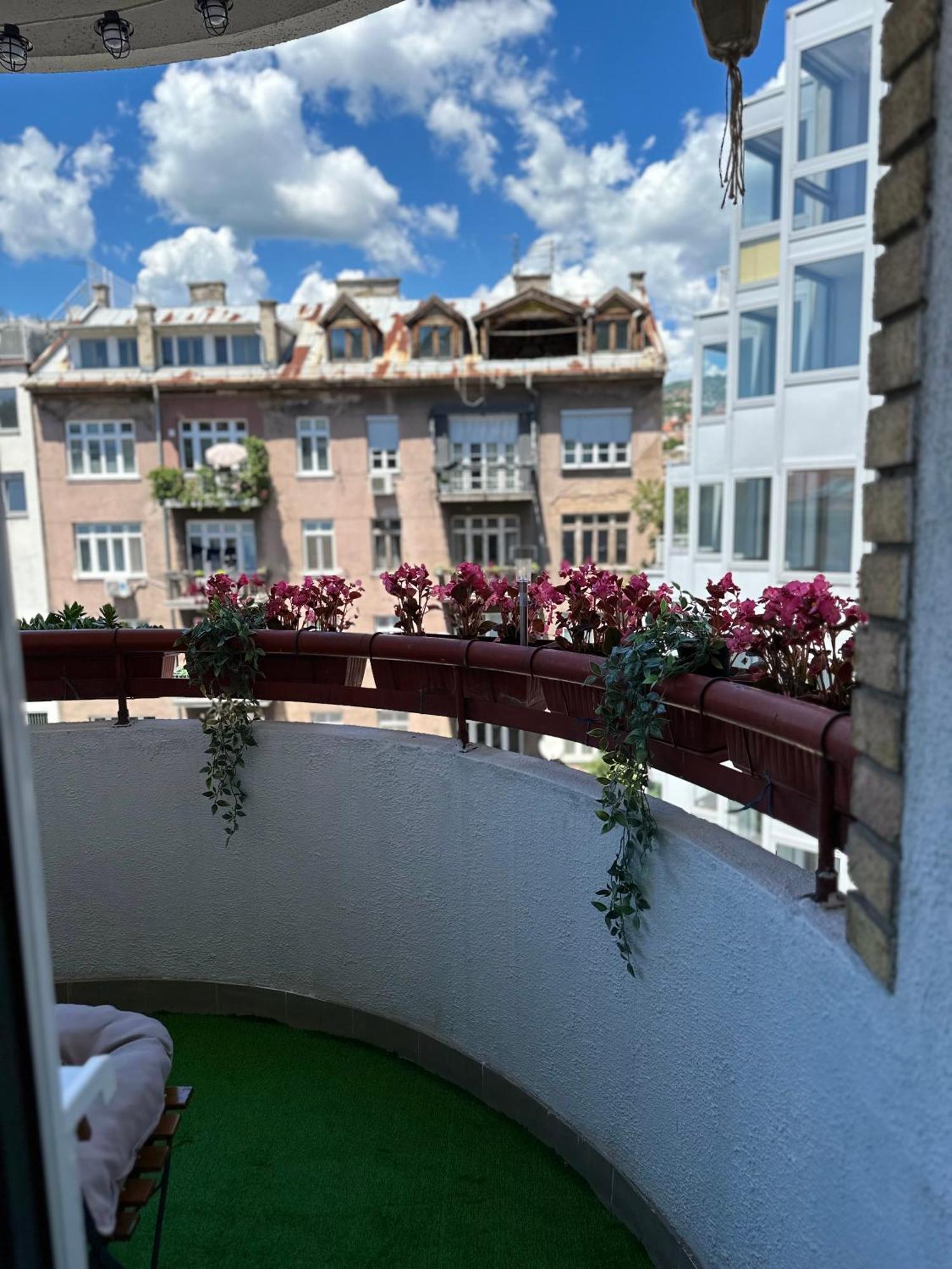 Aurelio Centar Apartment With Balcony And Free Parking Sarajevo Exteriér fotografie