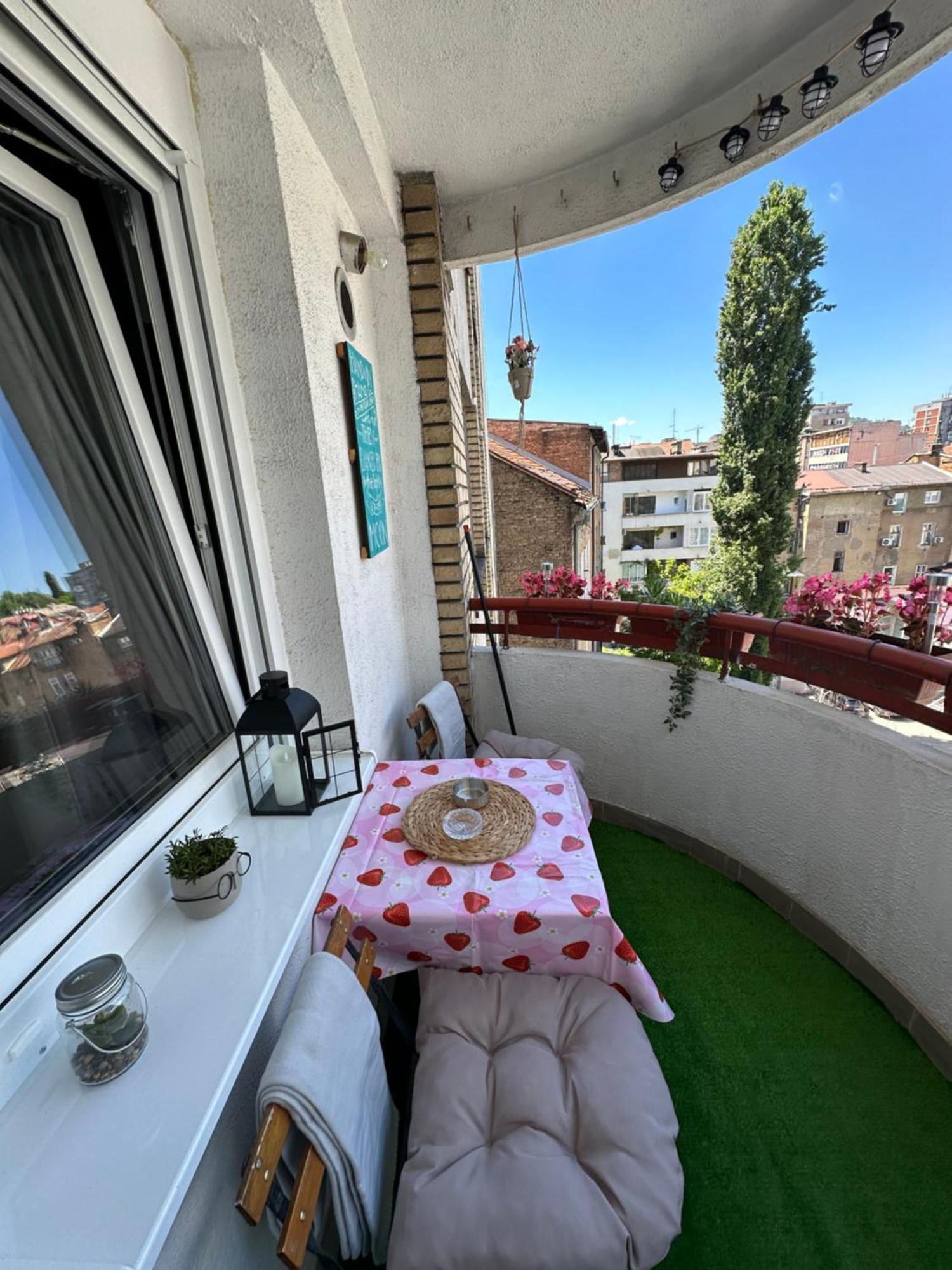 Aurelio Centar Apartment With Balcony And Free Parking Sarajevo Exteriér fotografie